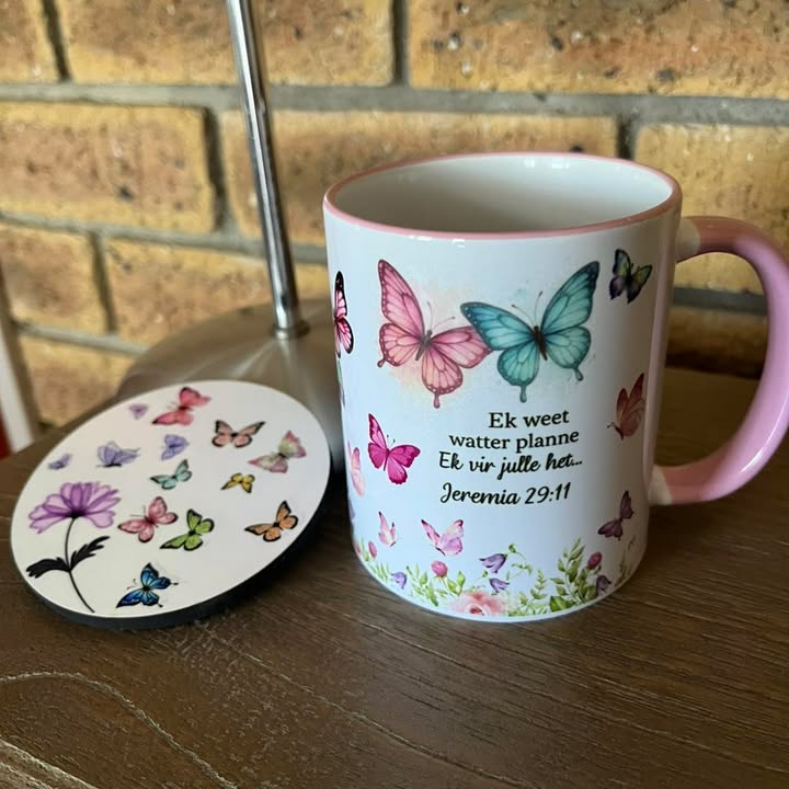 Tumblers, mugs, coaster and bag printing. The ideal gifts for any occasion.