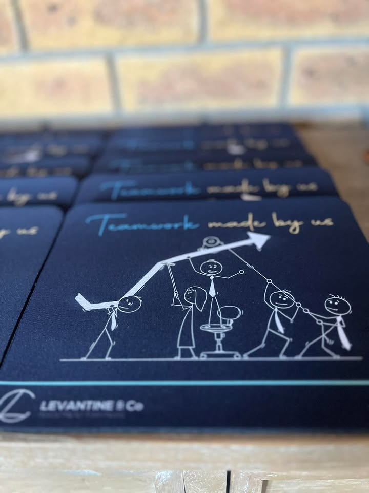 Mousepads en coasters. Ideale “einde van die jaar” geskenke vir kliënte of verskaffers…
