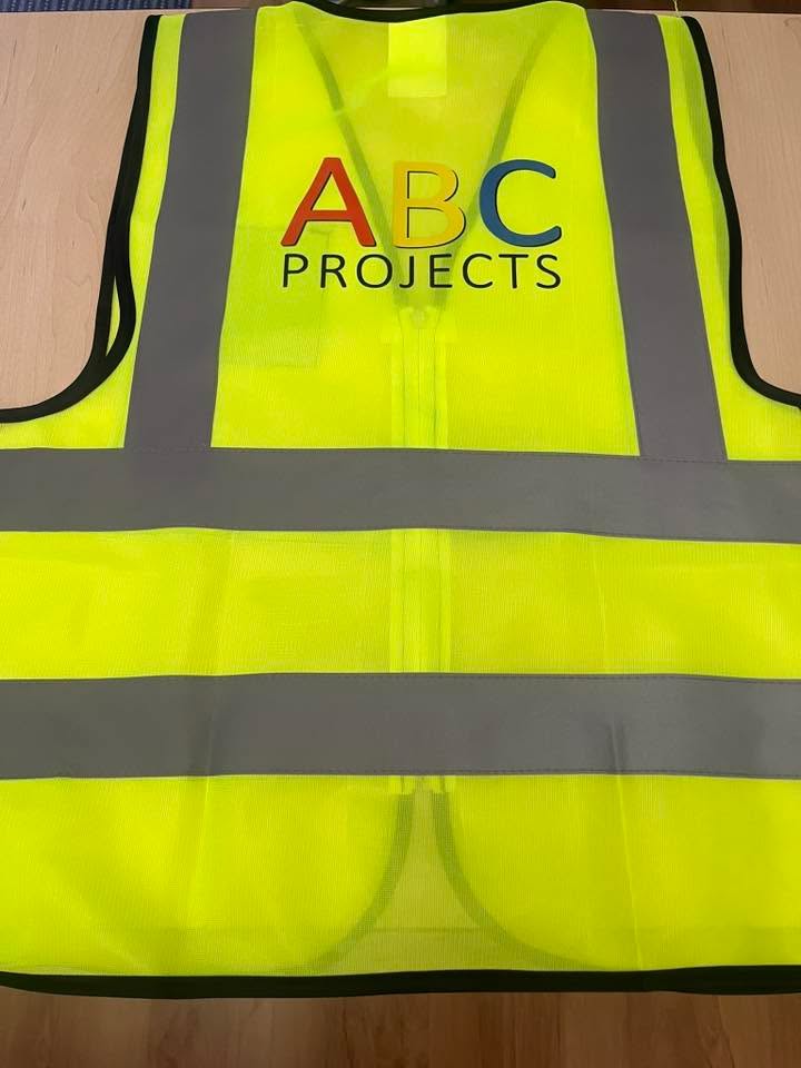 Branded Safety vests vir ABC Projects.
